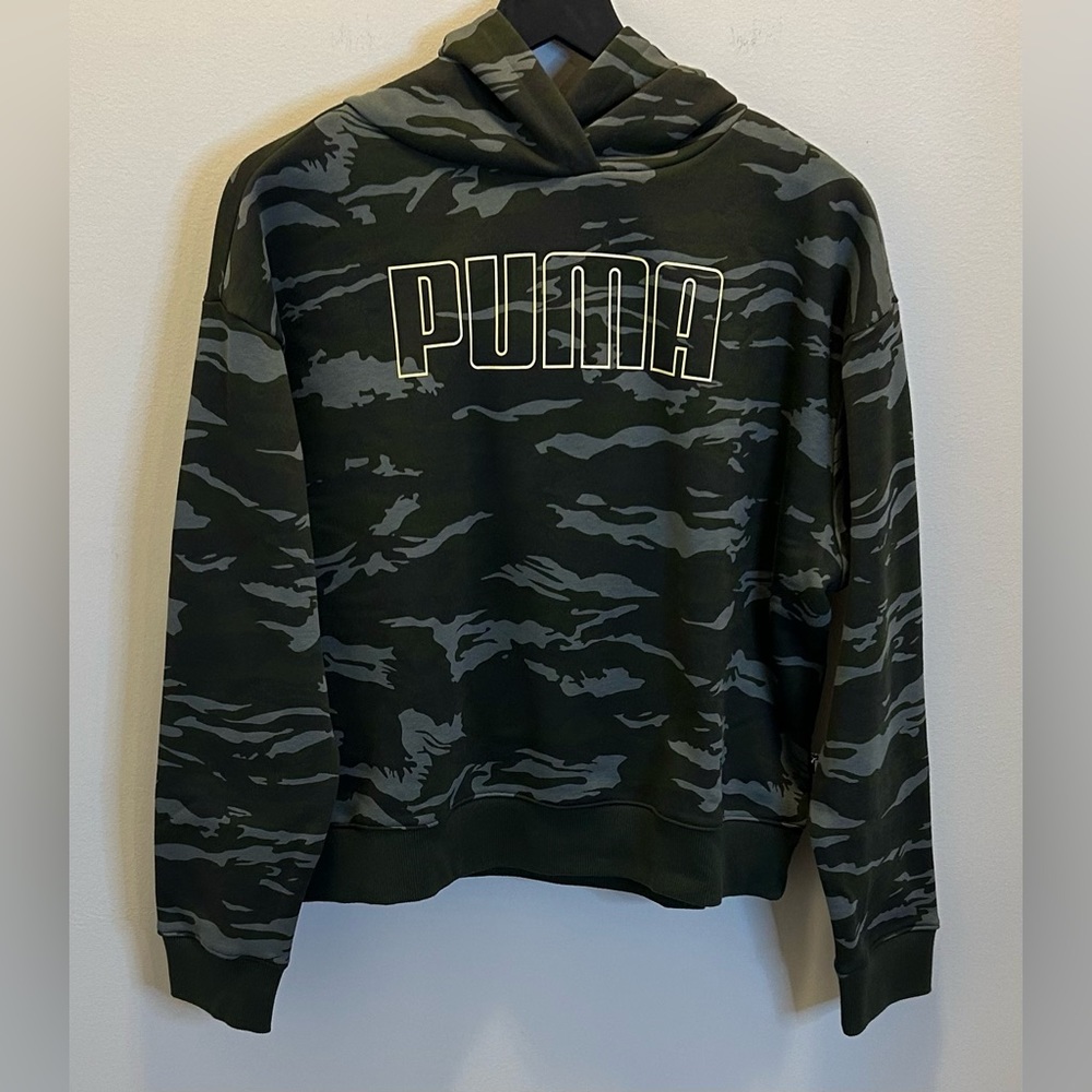 NWT Puma Camo Hoodie Sweatshirt